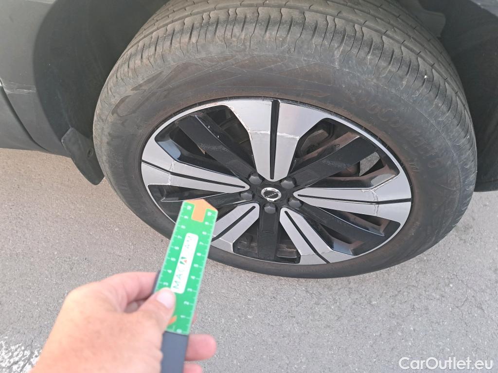  Volvo  XC 40 VOLVO XC40 / 2021 / 5P / todoterreno 1.5 T5 Recharge PHEV Plus Dark Auto #12