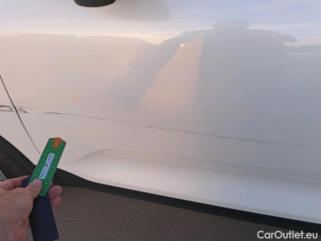  Volvo  XC 40 VOLVO XC40 / 2021 / 5P / todoterreno 1.5 T5 Recharge PHEV Plus Dark Auto #8