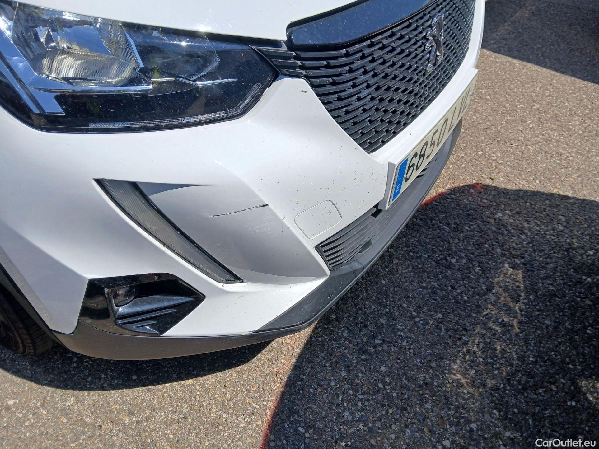 Peugeot  2008 PEUGEOT  / 2019 / 5P / todoterreno Active Puretech 100 S&S BVM6 #1