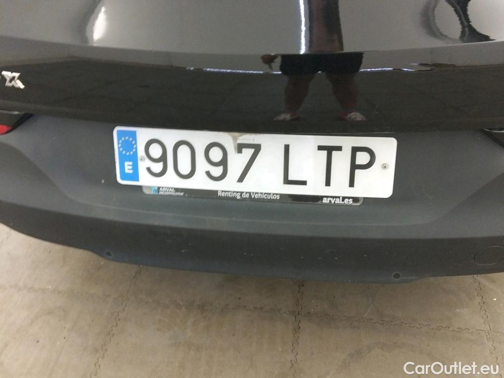  Opel   Grandland X OPEL PHEV / 2017 / 5P / todoterreno 1.6 Turbo Edition Auto 4x2 #19