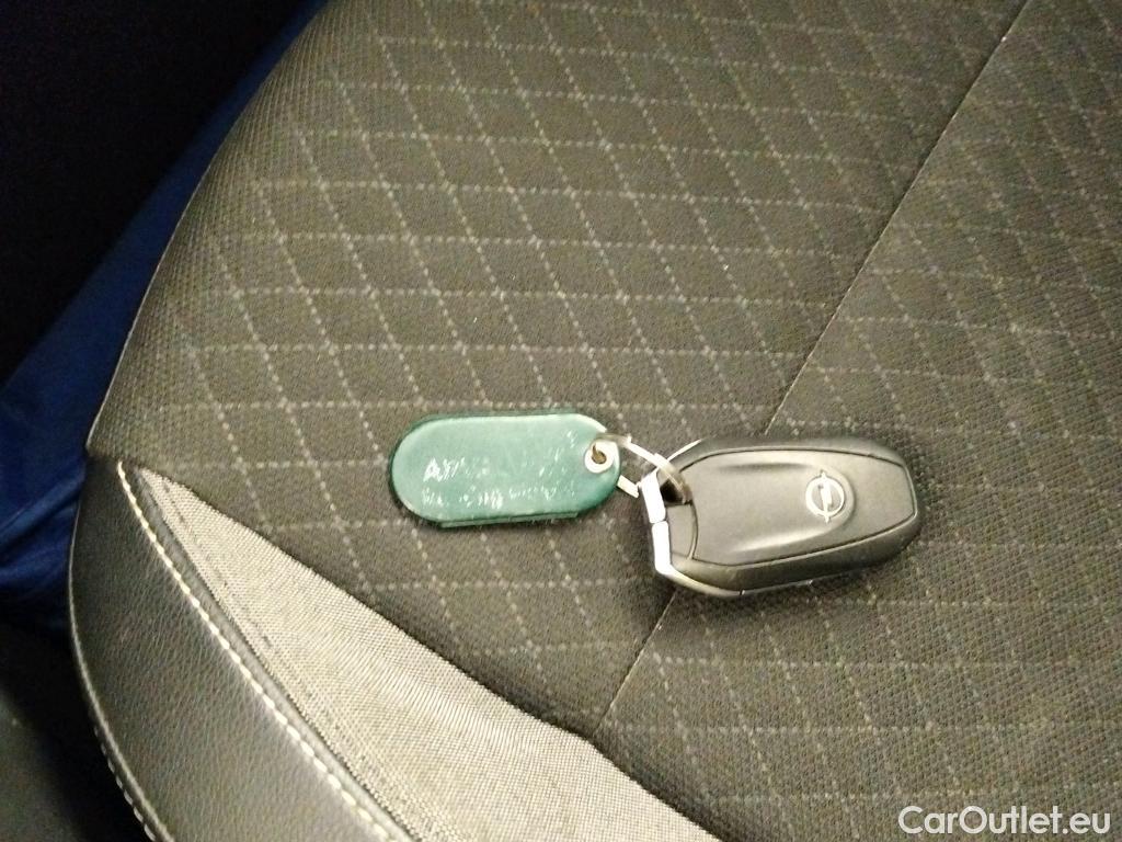  Opel   Grandland X OPEL PHEV / 2017 / 5P / todoterreno 1.6 Turbo Edition Auto 4x2 #1