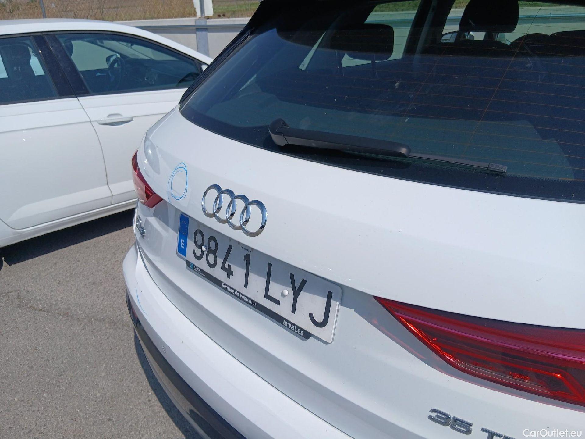  Audi  Q3 AUDI  / 2018 / 5P / todoterreno Advanced 35 TDI 110kW (150CV) S tronic (AC7) #24