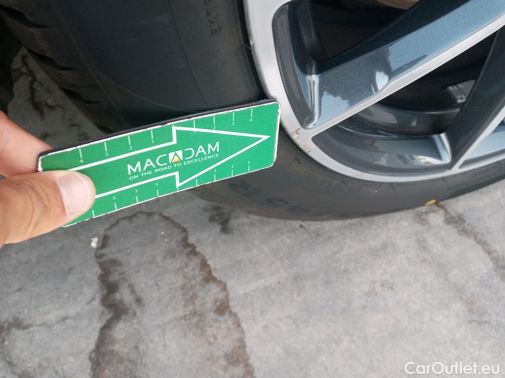  Bmw  Serie 5 BMW  / 2020 / 5P / familiar 520dA Touring #PAQUETE DEPORTIVO M# #22