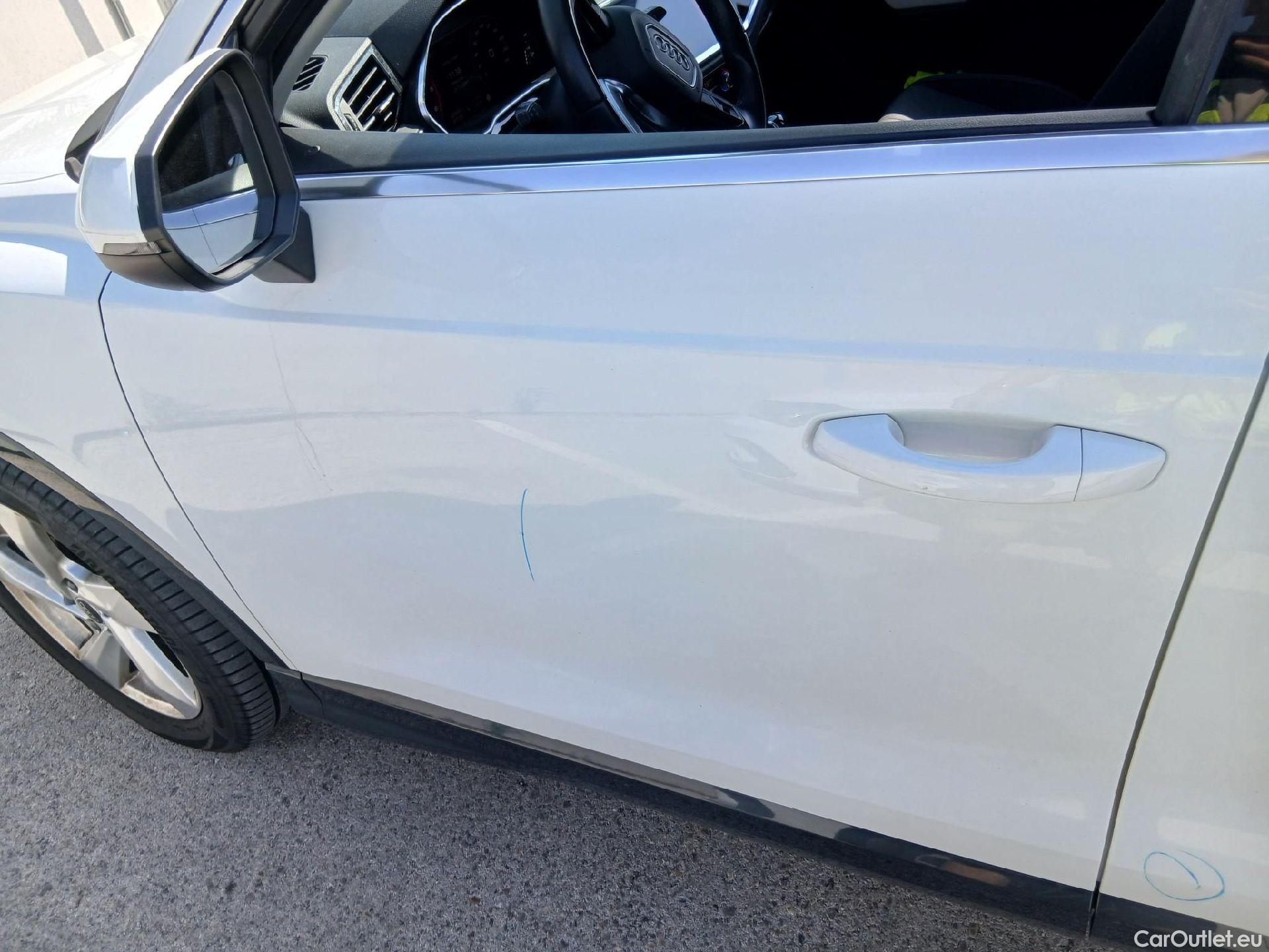  Audi  Q3 AUDI  / 2018 / 5P / todoterreno Advanced 35 TDI 110kW (150CV) S tronic (AC7) #10