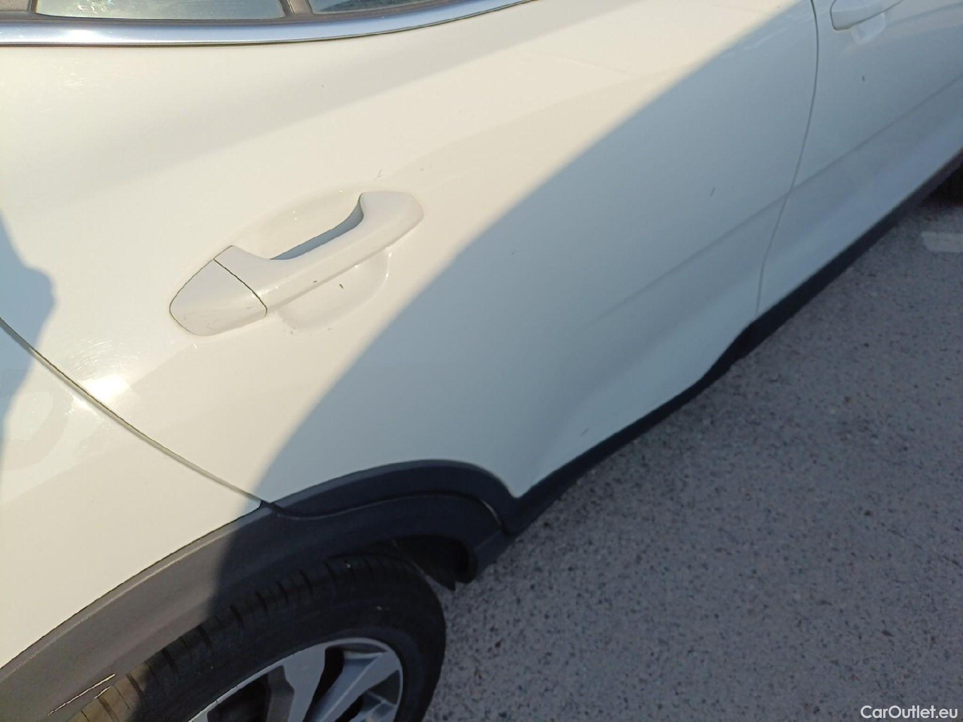  KIA  STONIC KIA  / 2017 / 5P / todoterreno 1.0 T-GDi 74kW (100CV) MHEV iMT Drive #22