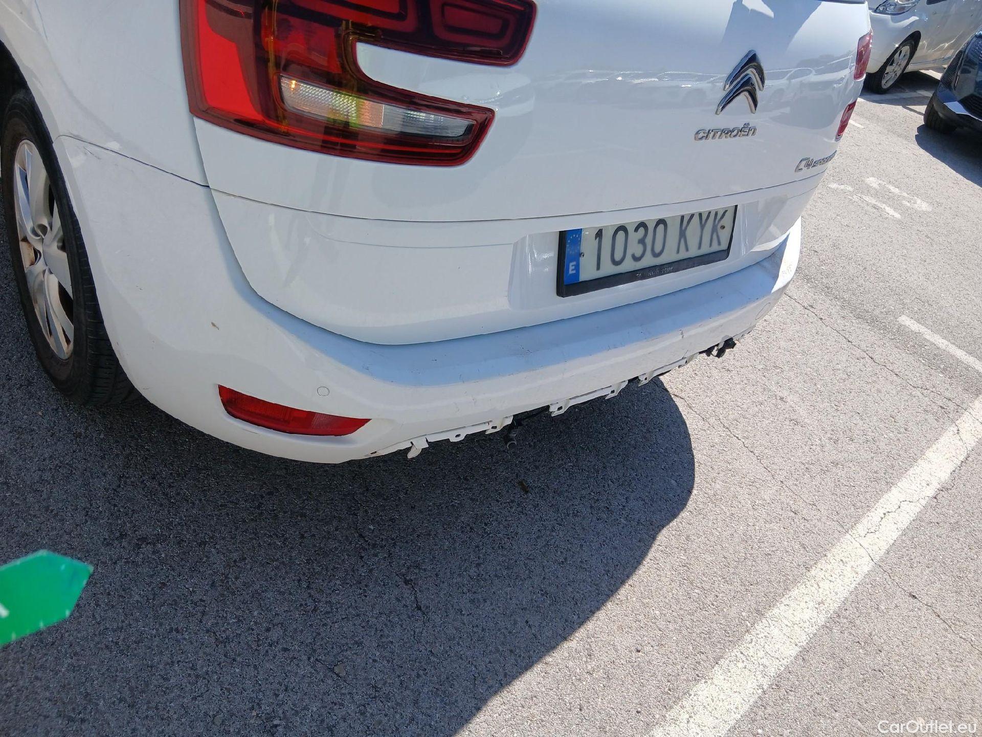  Citroen  C4 Grand Picasso CITROEN Grand C4 Spacetourer / 2016 / 5P / monovolumen BlueHDi 96KW (130CV) S&S Live #26