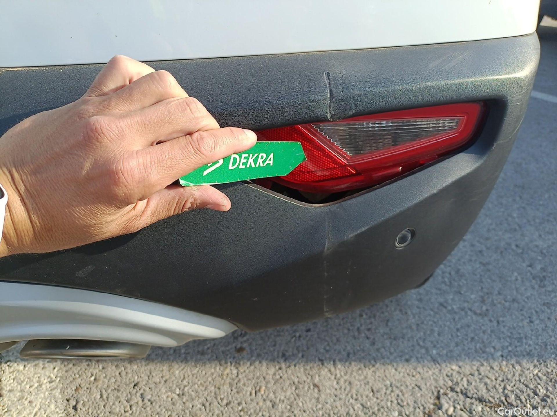  KIA  STONIC KIA  / 2017 / 5P / todoterreno 1.0 T-GDi 74kW (100CV) MHEV iMT Drive #17