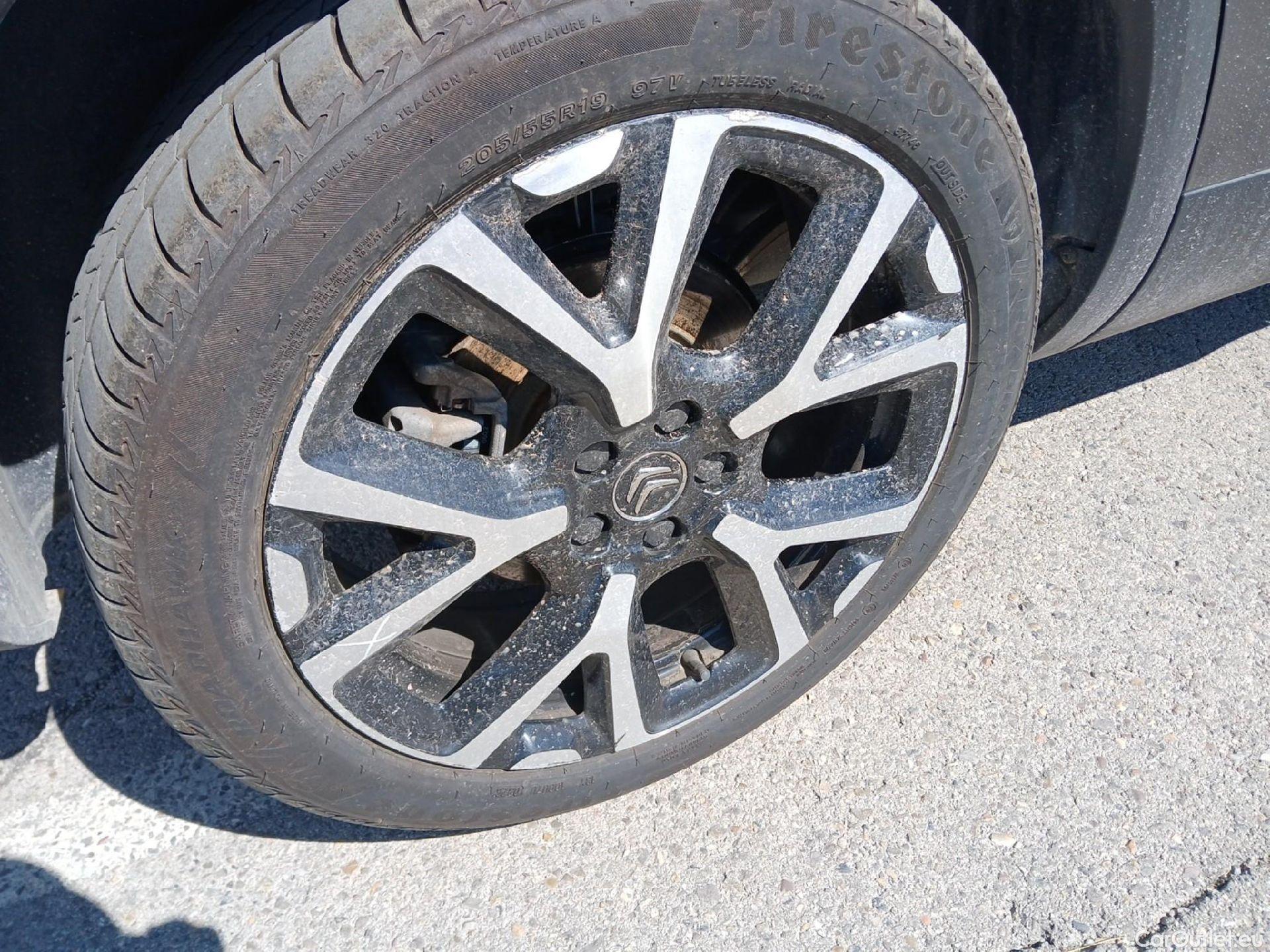  Citroen  C5 Aircross CITROEN  Hybrid / 2018 / 5P / todoterreno 225 e-EAT8 Shine #37