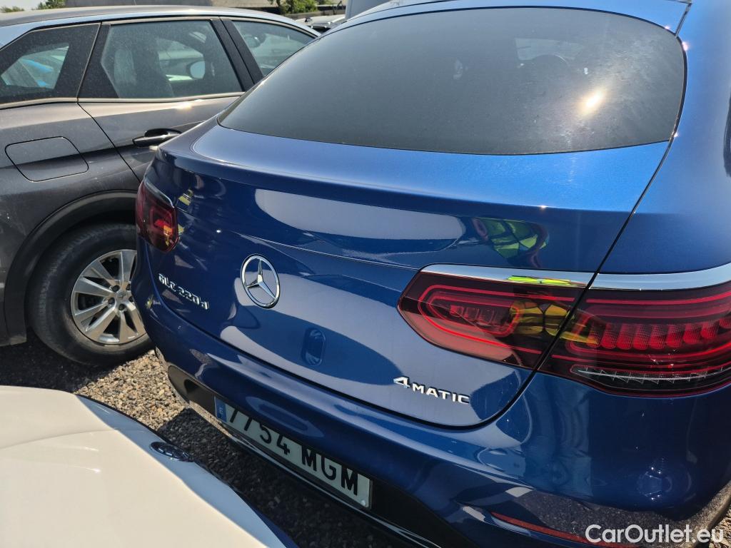  Mercedes  G-Klasee MERCEDES-BENZ GLC Coupé / 2019 / 5P / coupé GLC 220 d 4MATIC #23