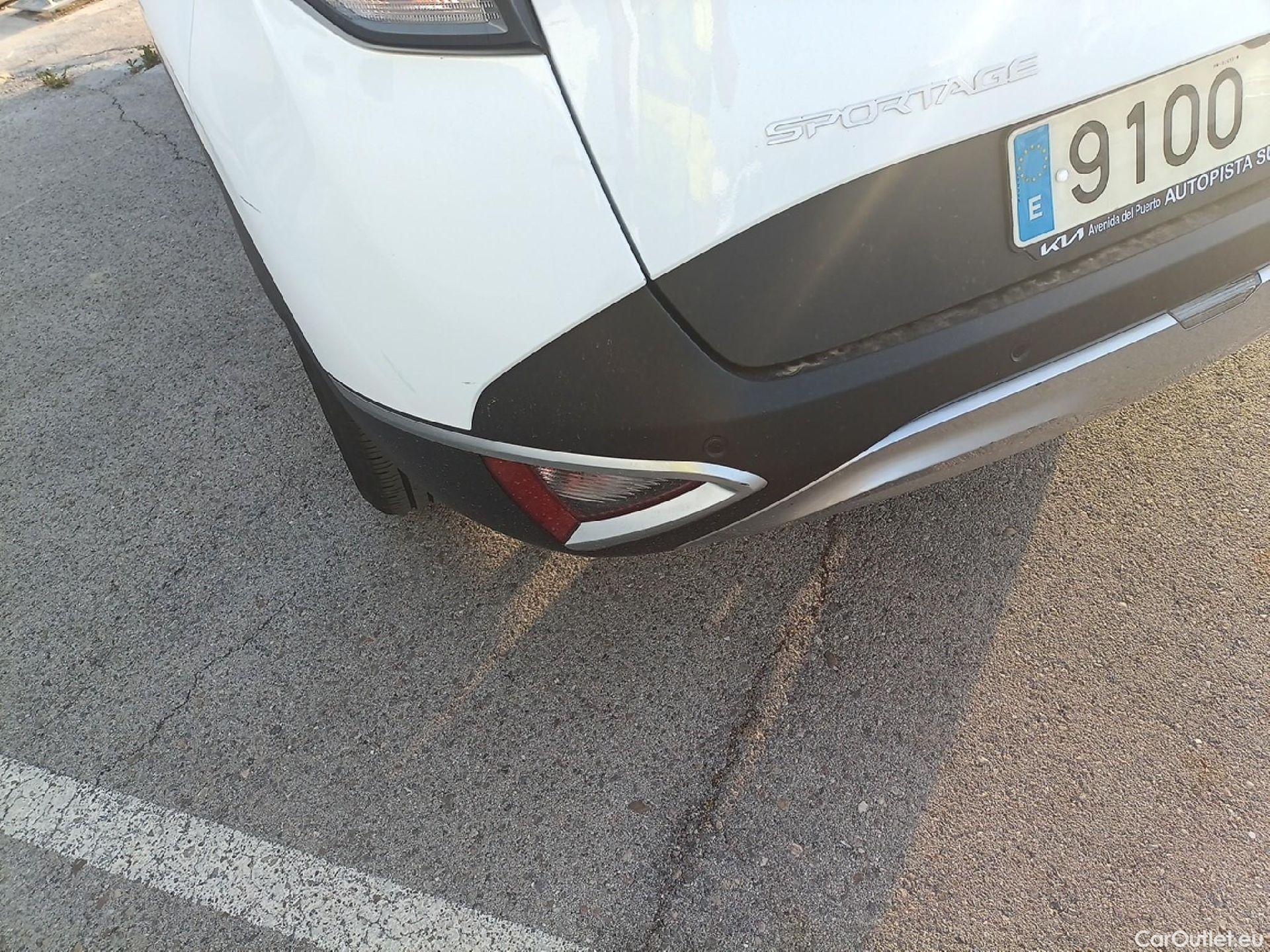  KIA  Sportage KIA  / 2022 / 5P / todoterreno 1.6 CRDi MHEV 100kW (136CV) Business 4X2 #20