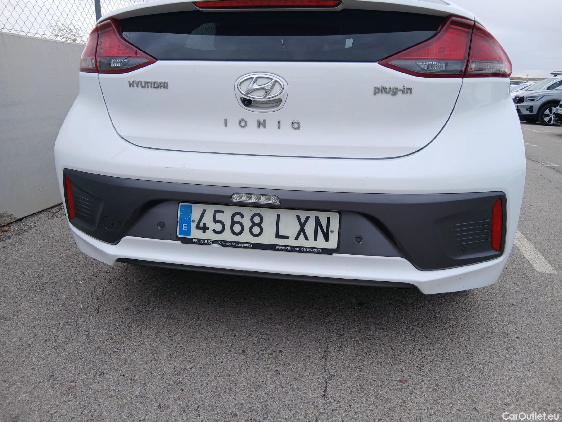  Hyundai   Ioniq HYUNDAI / 2019 / 5P / berlina con portón 1.6 GDI PHEV Klass DCT #22