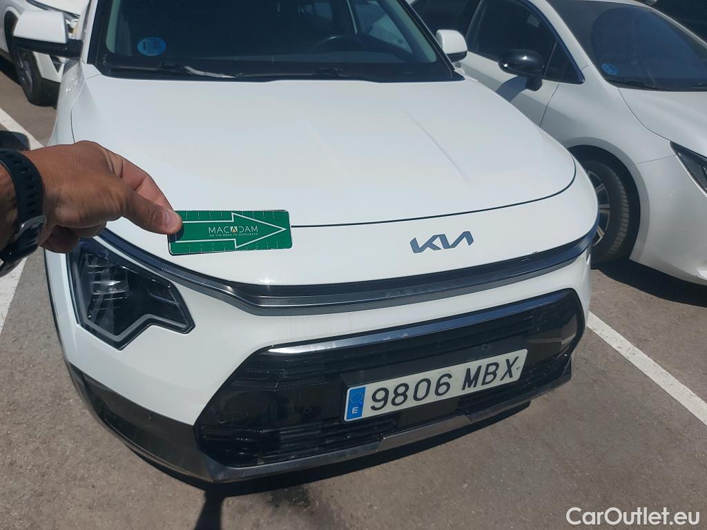  KIA  Niro KIA  / 2022 / 5P / crossover 1.6 GDi HEV 104kW (141CV) Drive #11