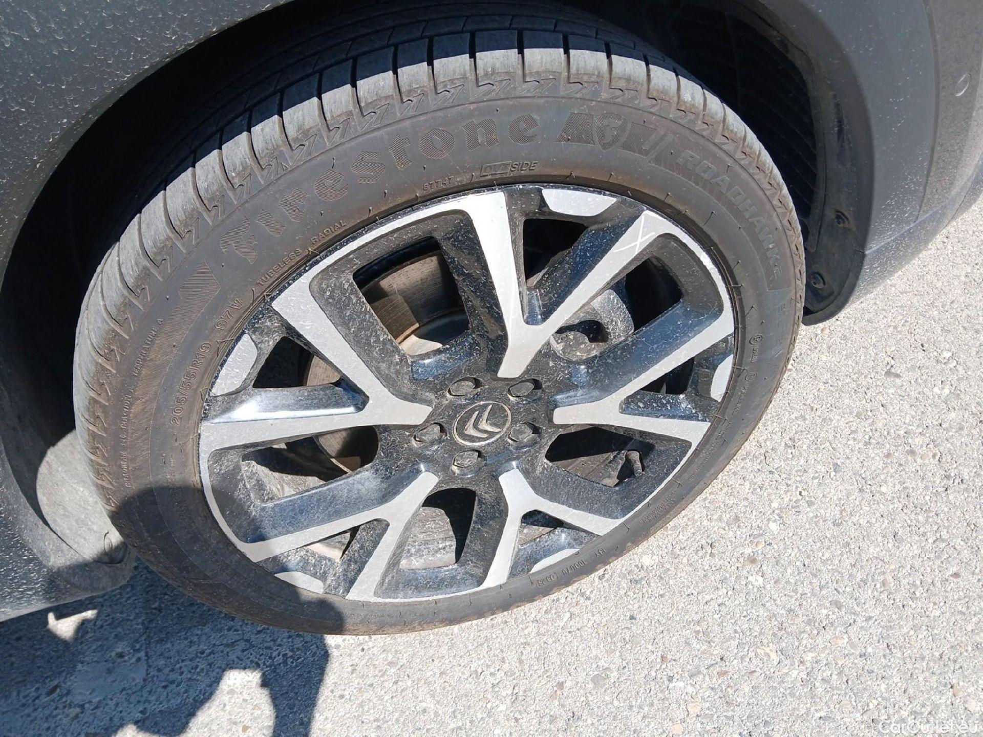  Citroen  C5 Aircross CITROEN  Hybrid / 2018 / 5P / todoterreno 225 e-EAT8 Shine #11