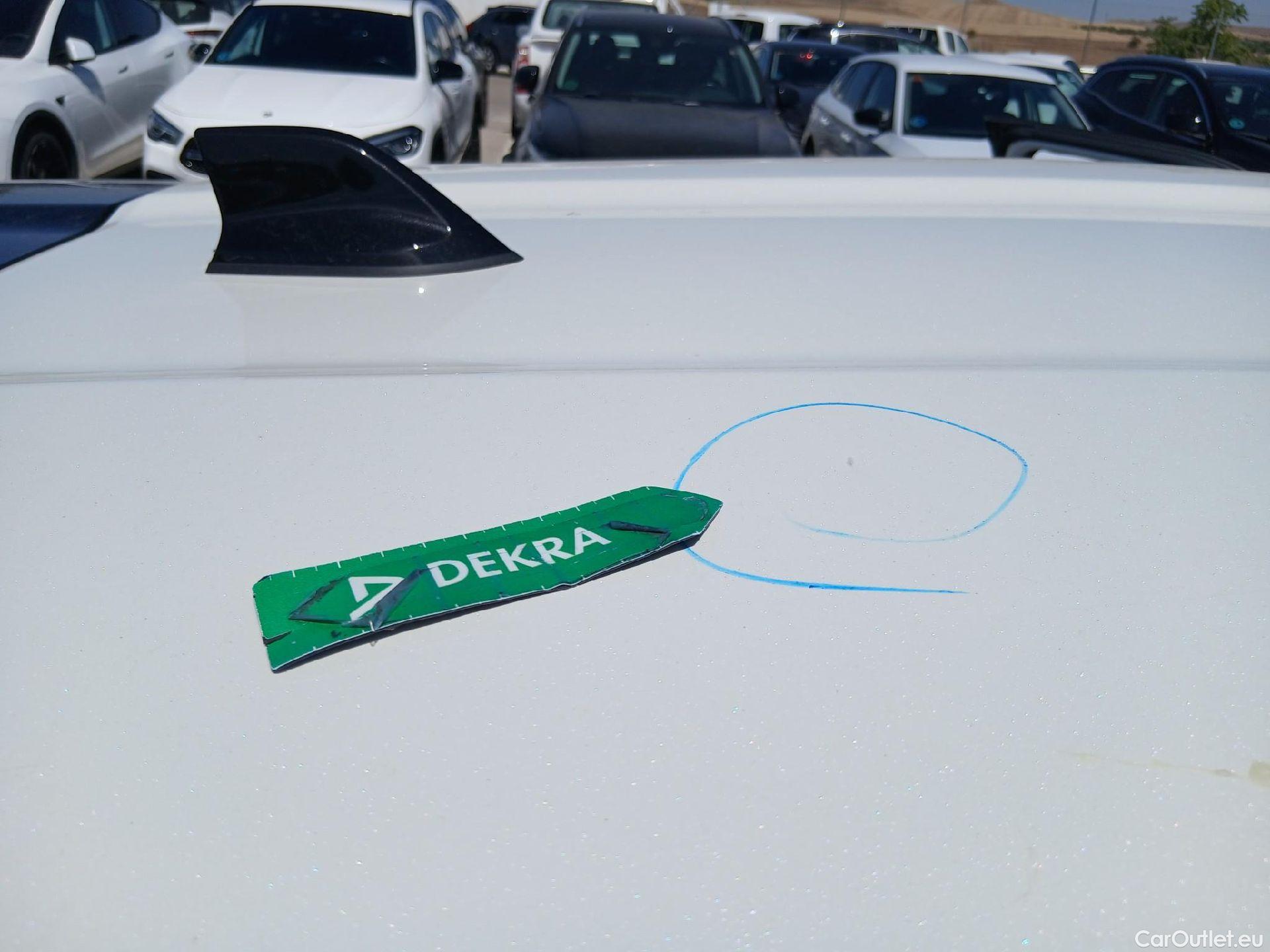  Nissan  Juke NISSAN  / 2019 / 5P / crossover DIG-T 84 kW (114 CV) DCT 7 V N-Connecta (AC) #17
