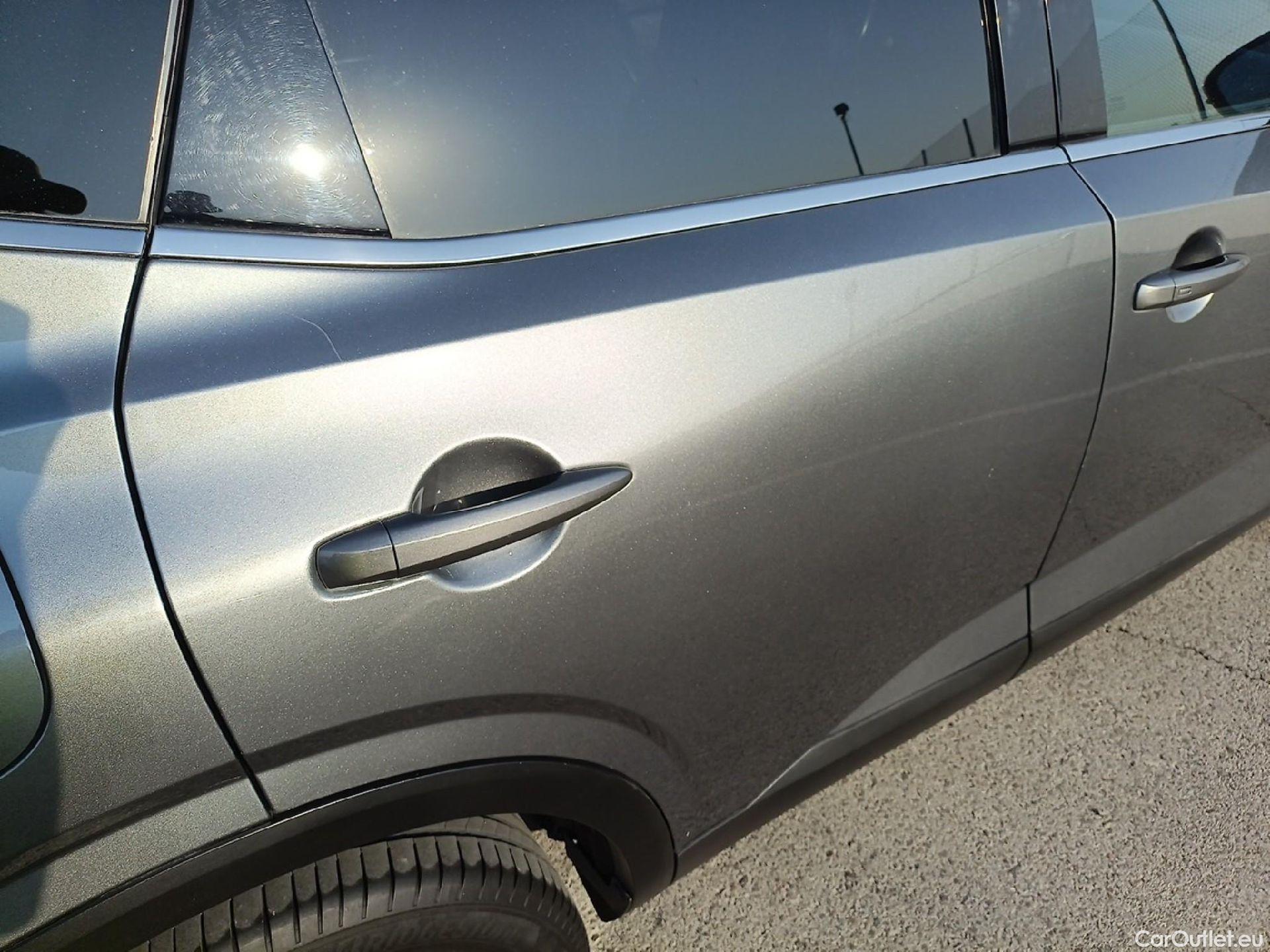  Nissan  Qashqai NISSAN  / 2021 / 5P / todoterreno DIG-T 116kW Xtronic N-Connecta #29