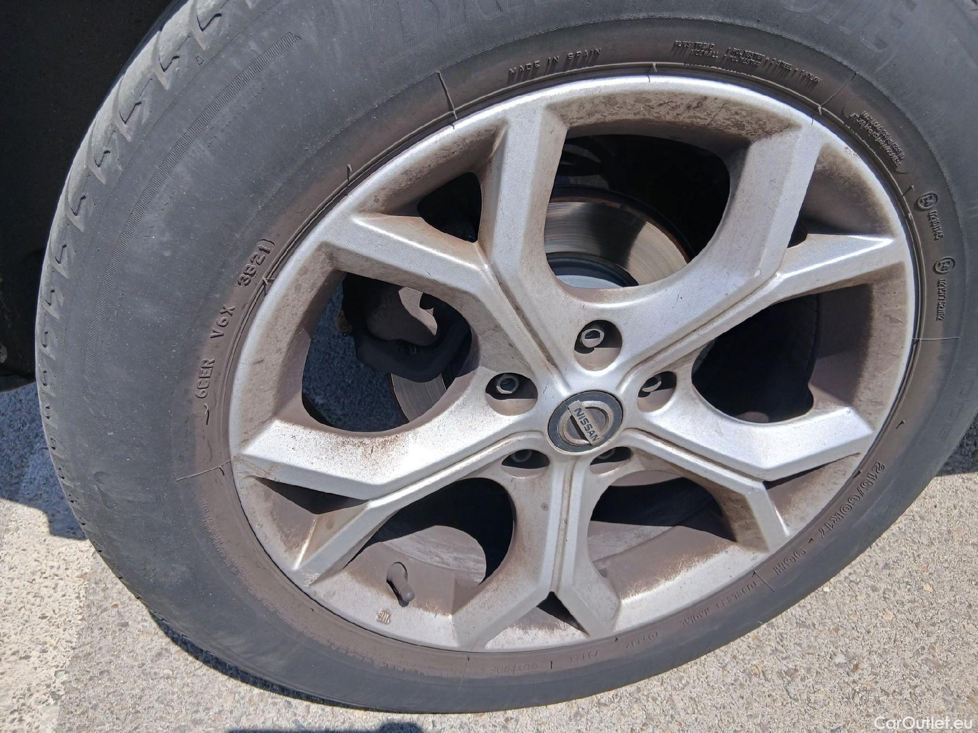  Nissan  Juke NISSAN  / 2019 / 5P / crossover DIG-T 84 kW (114 CV) DCT 7 V N-Connecta (AC) #33