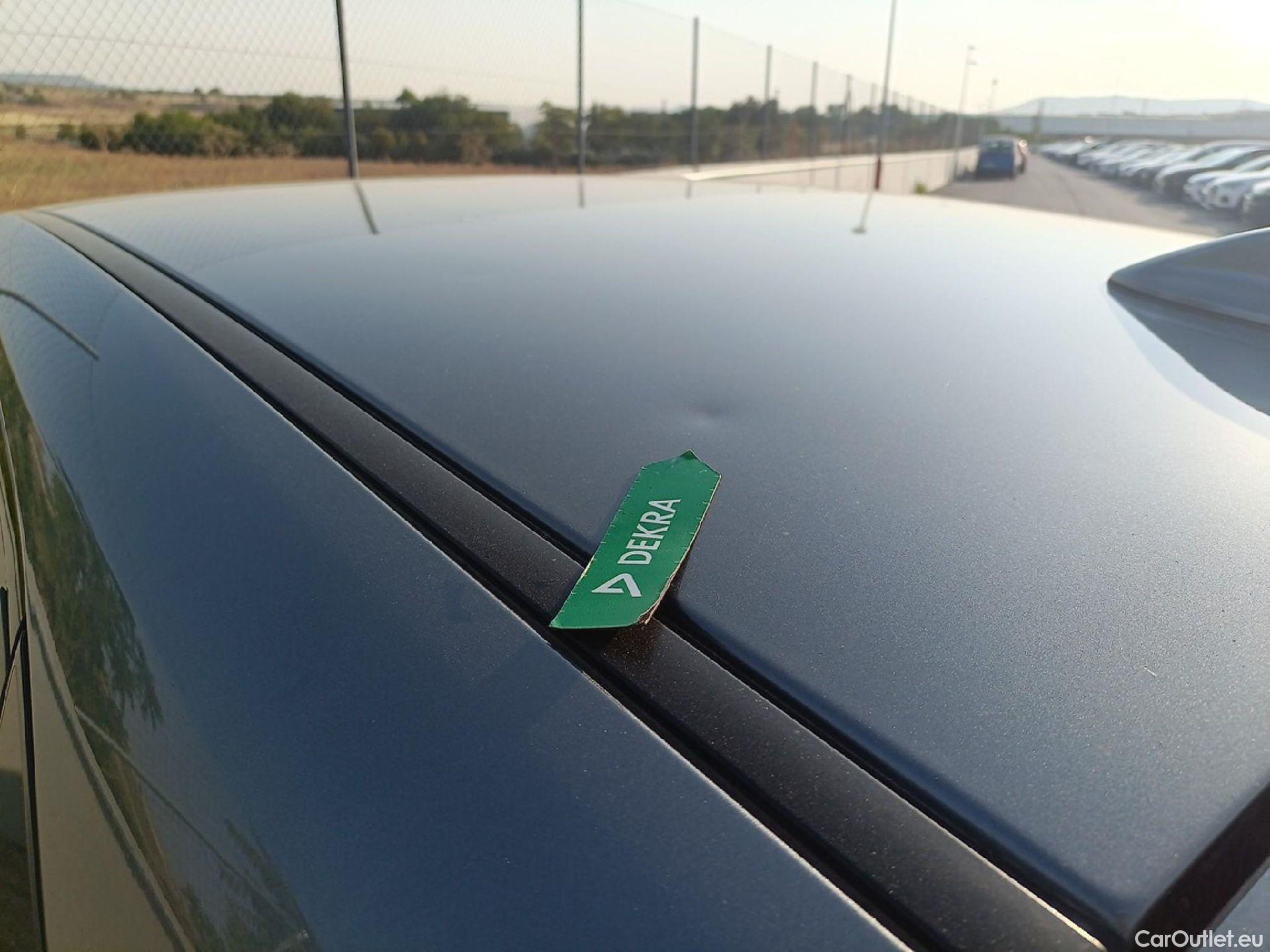  Nissan  Qashqai NISSAN  / 2021 / 5P / todoterreno DIG-T 116kW Xtronic N-Connecta #11