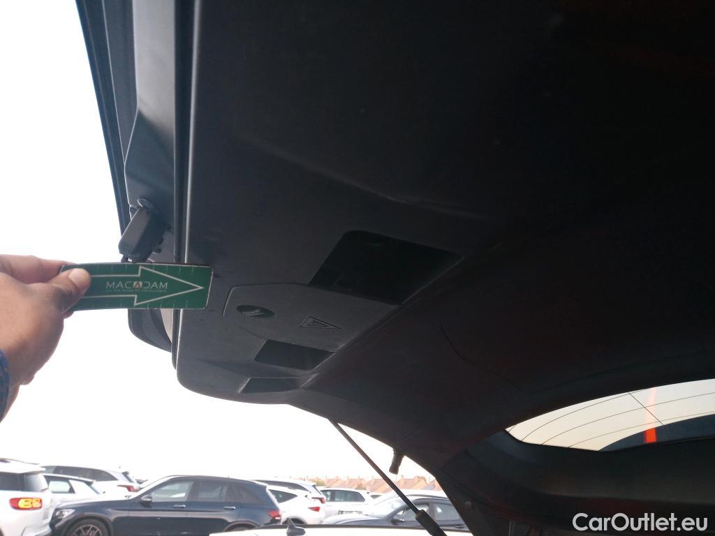  Peugeot  5008  Allure Pack 1.5 HDi 130CV AT8 7 Plazas E6d #19