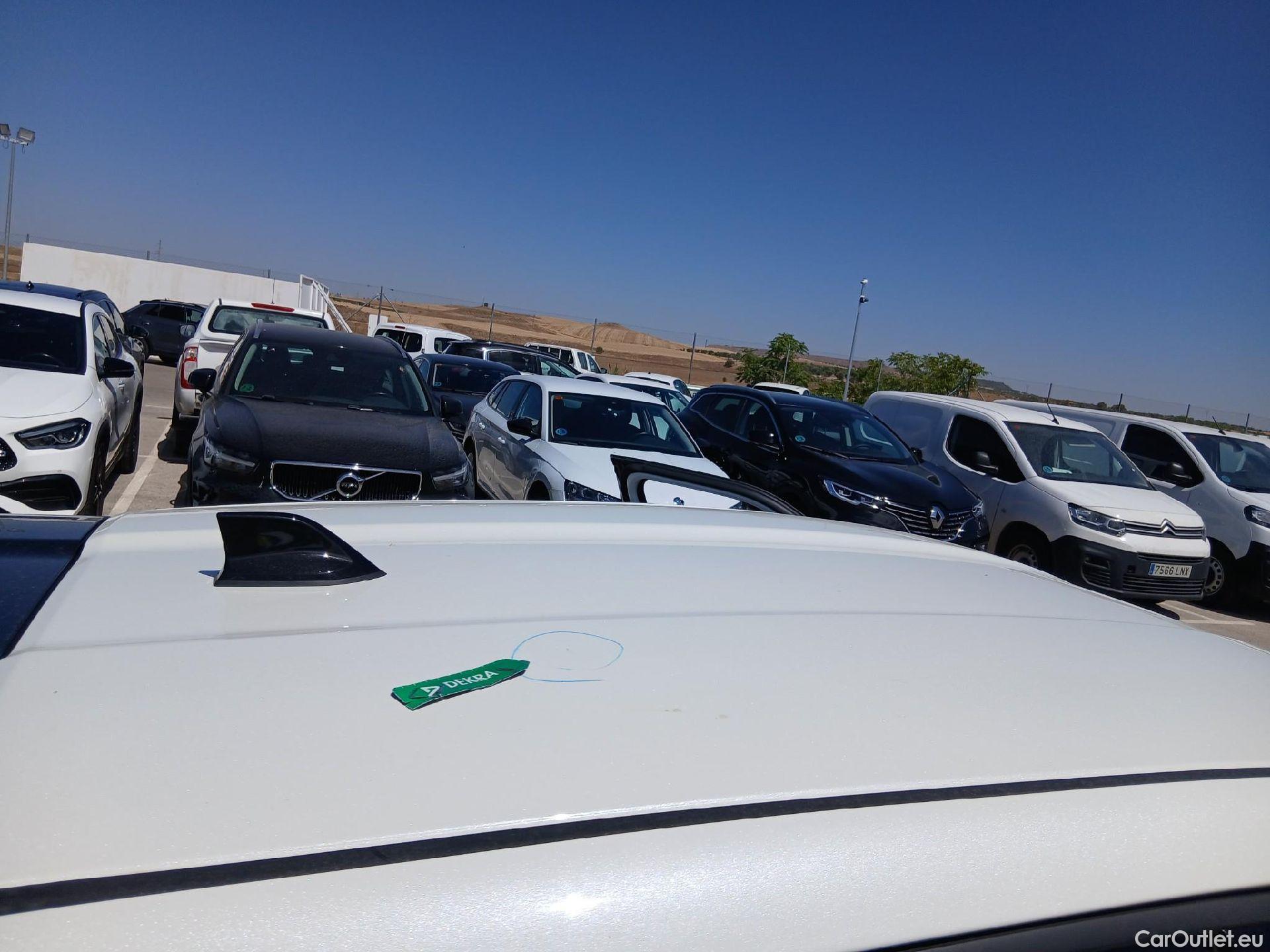  Nissan  Juke NISSAN  / 2019 / 5P / crossover DIG-T 84 kW (114 CV) DCT 7 V N-Connecta (AC) #18