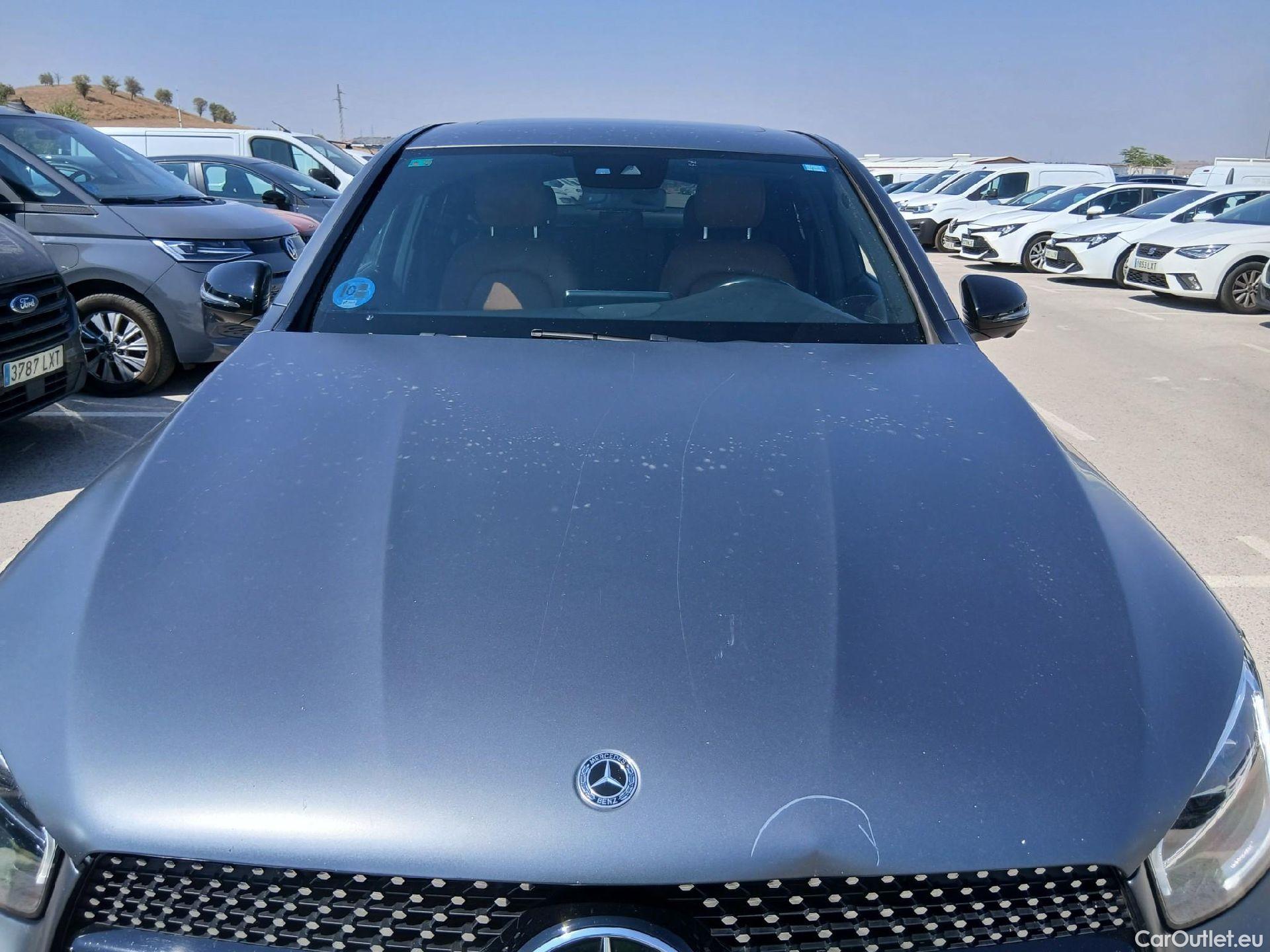  Mercedes  G-Klasee MERCEDES-BENZ GLC Coupé / 2019 / 5P / coupé GLC 300 e 4MATIC #4