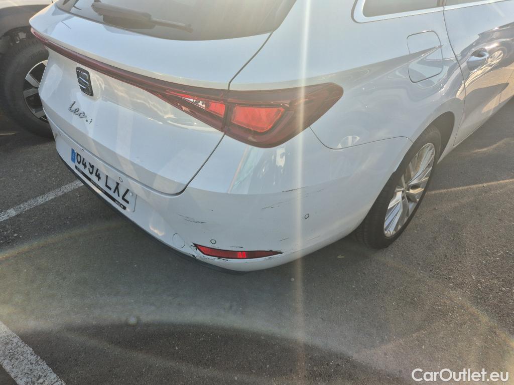  Seat  Leon SEAT Nuevo León / 2020 / 5P / familiar SP 1.5 eTSI 110kW DSG S&S Xcellence Go L #9
