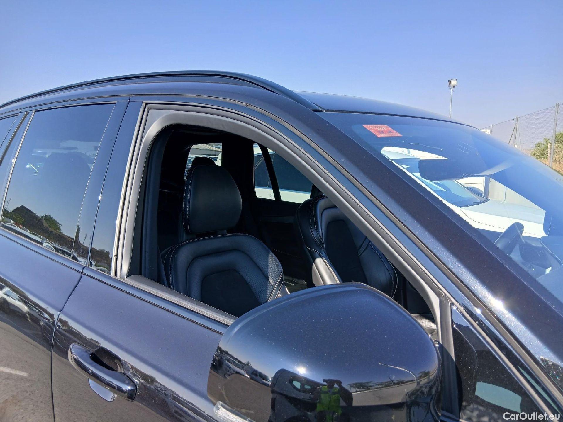  Volvo  XC90 VOLVO  / 2019 / 5P / todoterreno 2.0 T8 AWD Recharge R-Design Auto #44