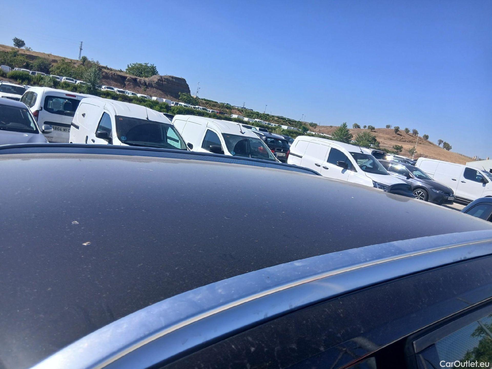  Volvo  XC 40 VOLVO XC40 / 2017 / 5P / todoterreno 1.5 T5 Twin Recharge Inscription Ex Auto #18
