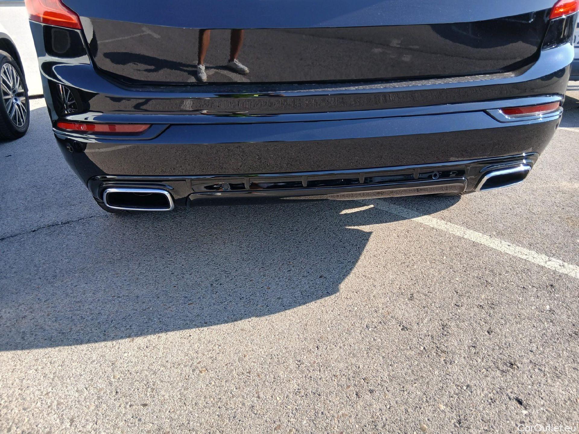  Volvo  XC90 VOLVO  / 2019 / 5P / todoterreno 2.0 T8 AWD Recharge R-Design Auto #16