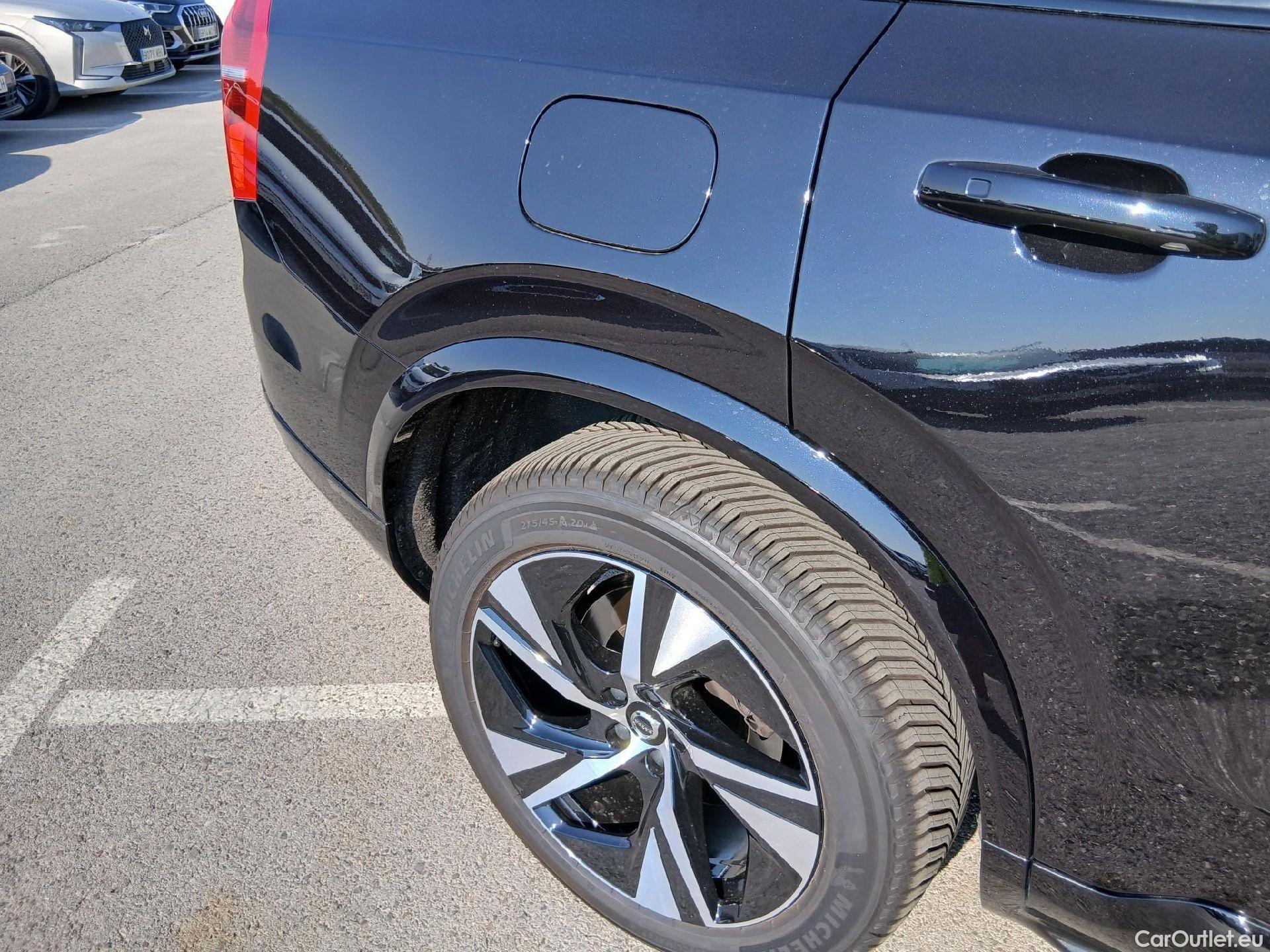  Volvo  XC90 VOLVO  / 2019 / 5P / todoterreno 2.0 T8 AWD Recharge R-Design Auto #19