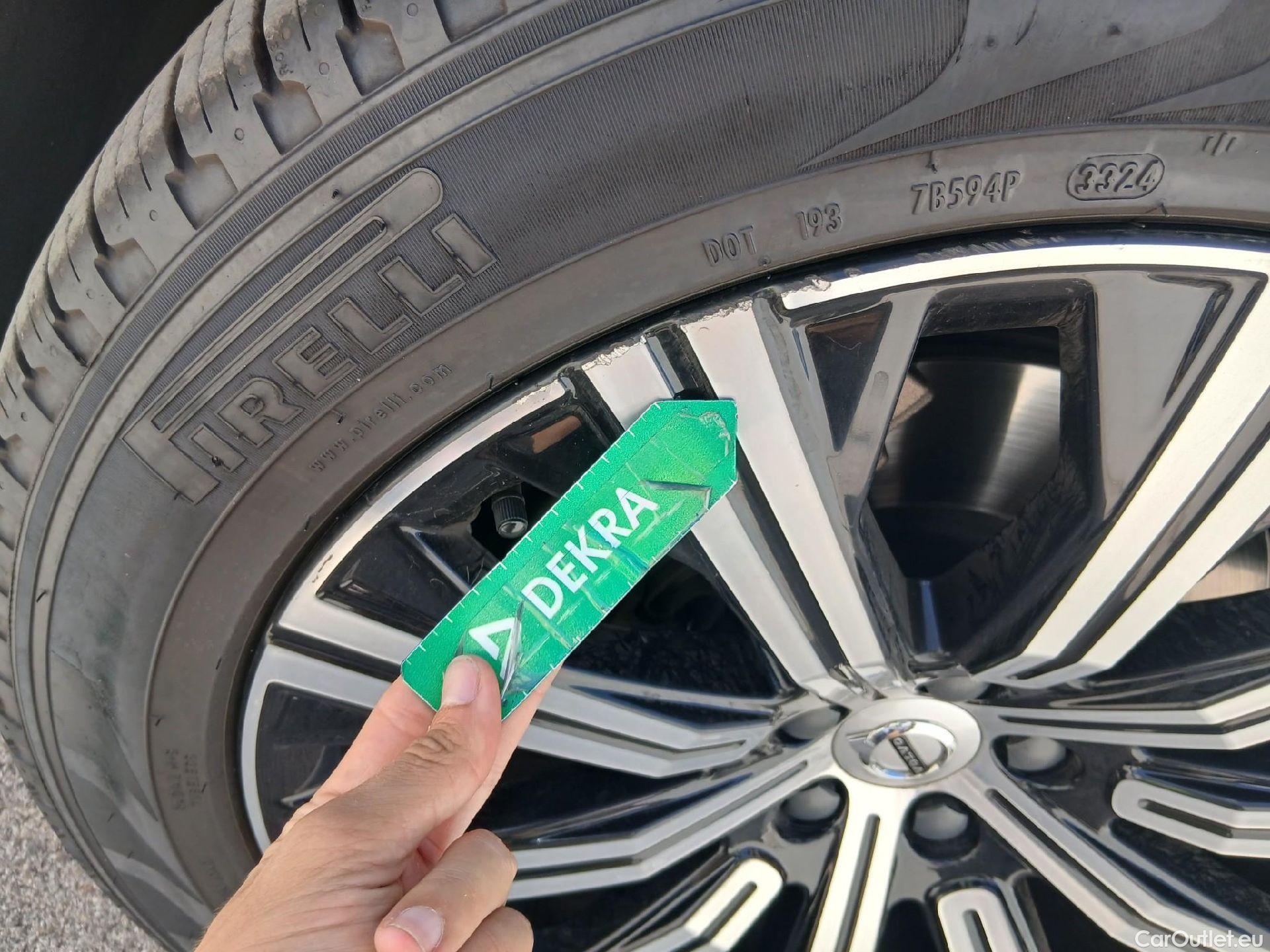  Volvo  XC90 VOLVO  / 2019 / 5P / todoterreno 2.0 B5 D AWD Plus Bright Auto #16