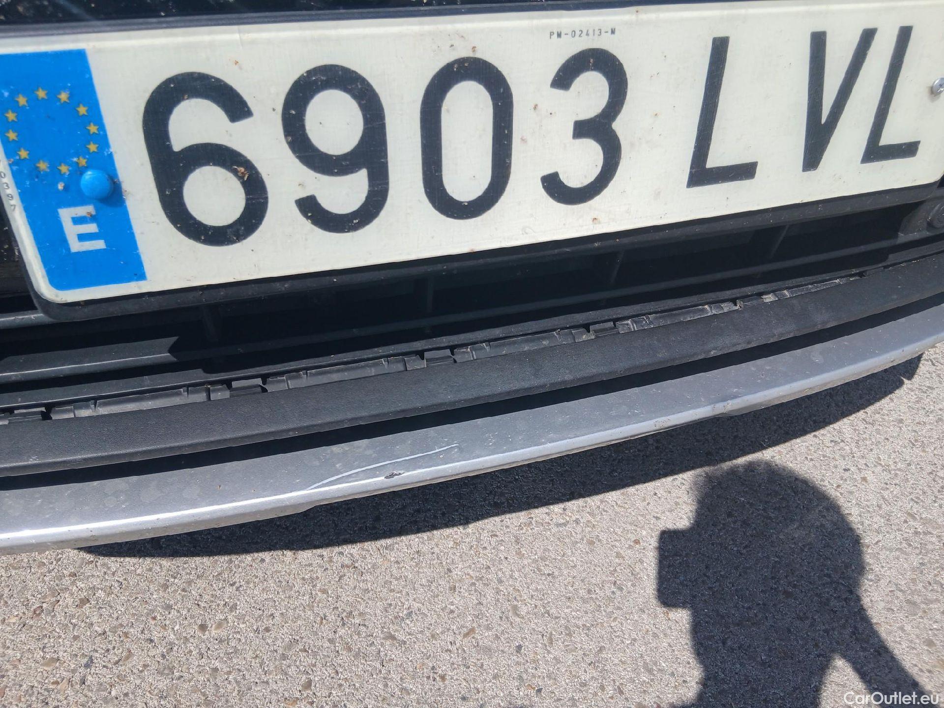  Volvo  XC 40 VOLVO XC40 / 2017 / 5P / todoterreno 1.5 T5 Twin Recharge Inscription Ex Auto #8