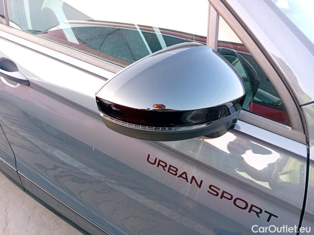  Volkswagen  Tiguan VOLKSWAGEN  / 2020 / 5P / todoterreno Urban Sport 2.0 TDI 110kW (150CV) DSG #39