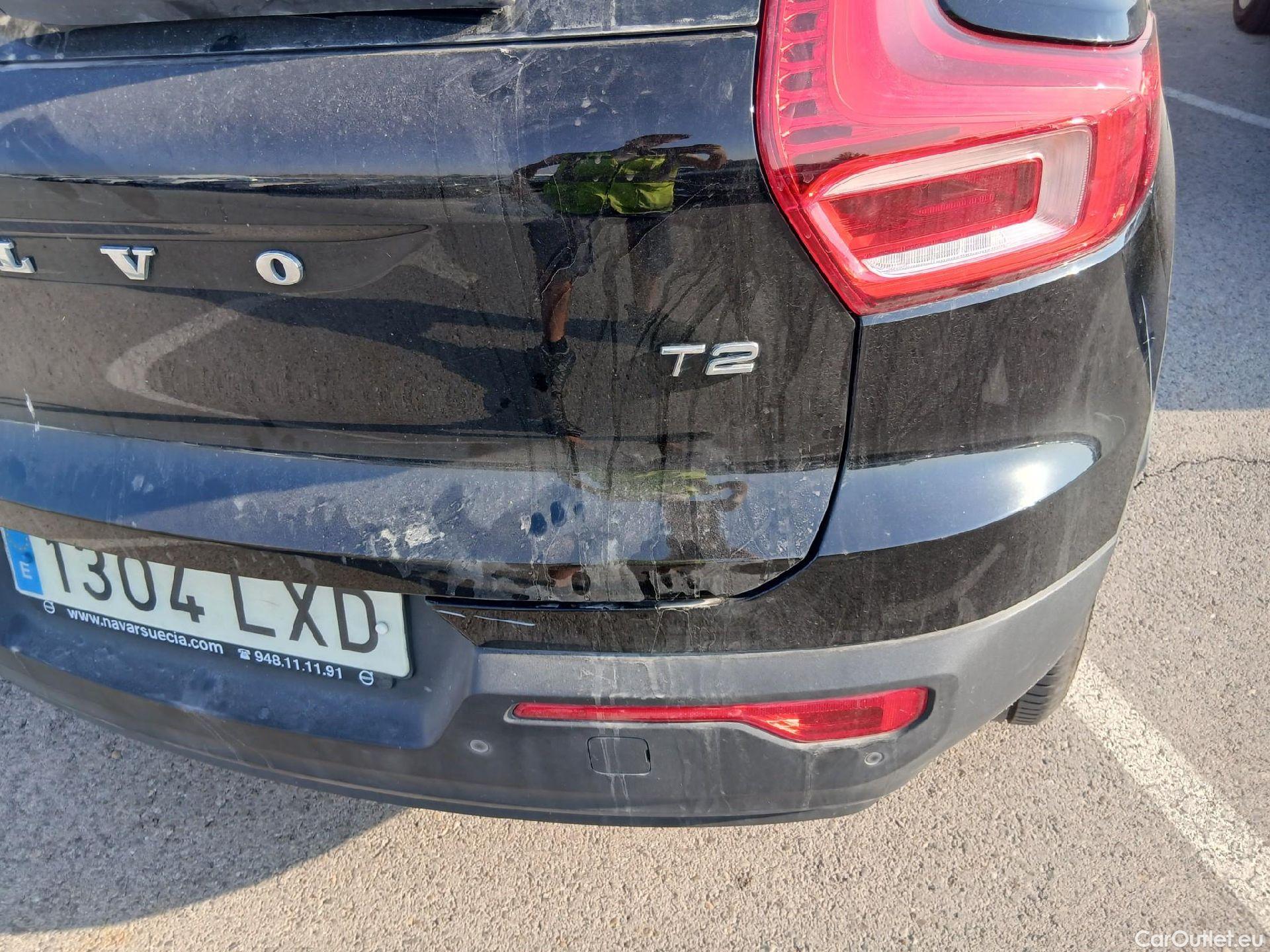  Volvo  XC 40 VOLVO XC40 / 2017 / 5P / todoterreno 1.5 T2 Momentum Core Auto #14