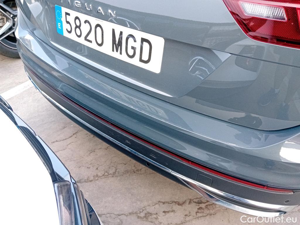  Volkswagen  Tiguan VOLKSWAGEN  / 2020 / 5P / todoterreno Urban Sport 2.0 TDI 110kW (150CV) DSG #33