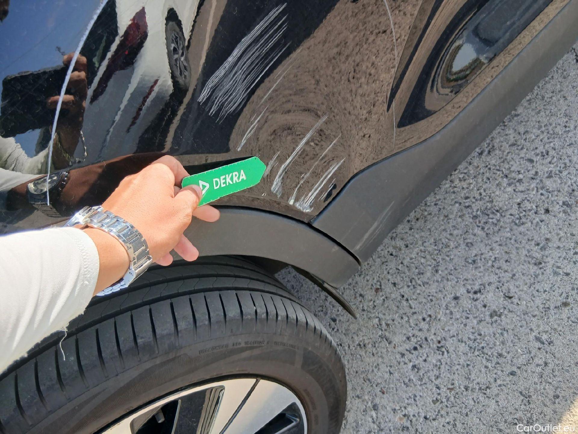  Volvo  XC 40 VOLVO XC40 / 2017 / 5P / todoterreno 1.5 T5 Twin Recharge Inscription Ex Auto #33