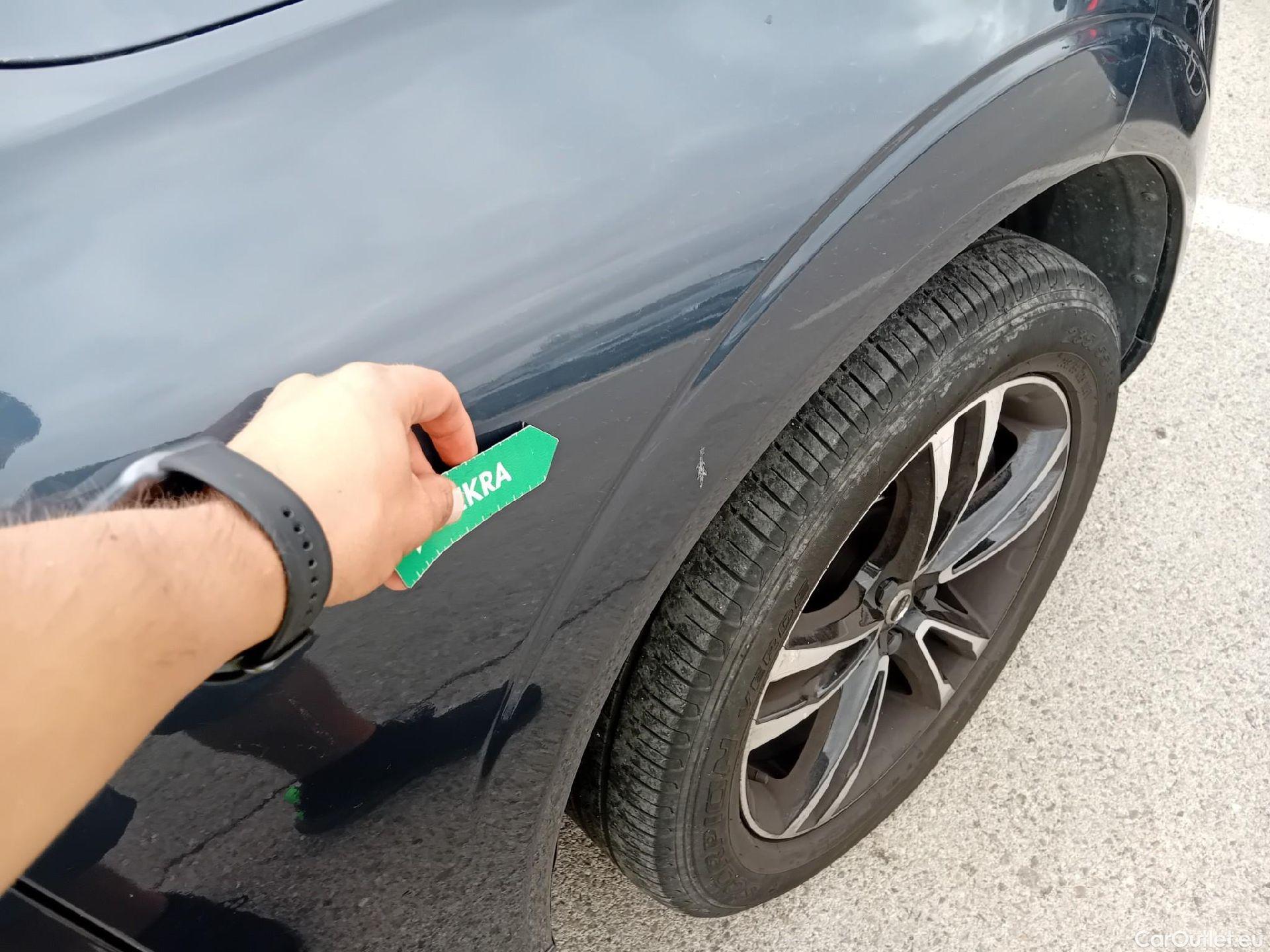 Volvo  XC60 VOLVO  / 2017 / 5P / todoterreno 2.0 T4 Business Plus Auto (CX) #19