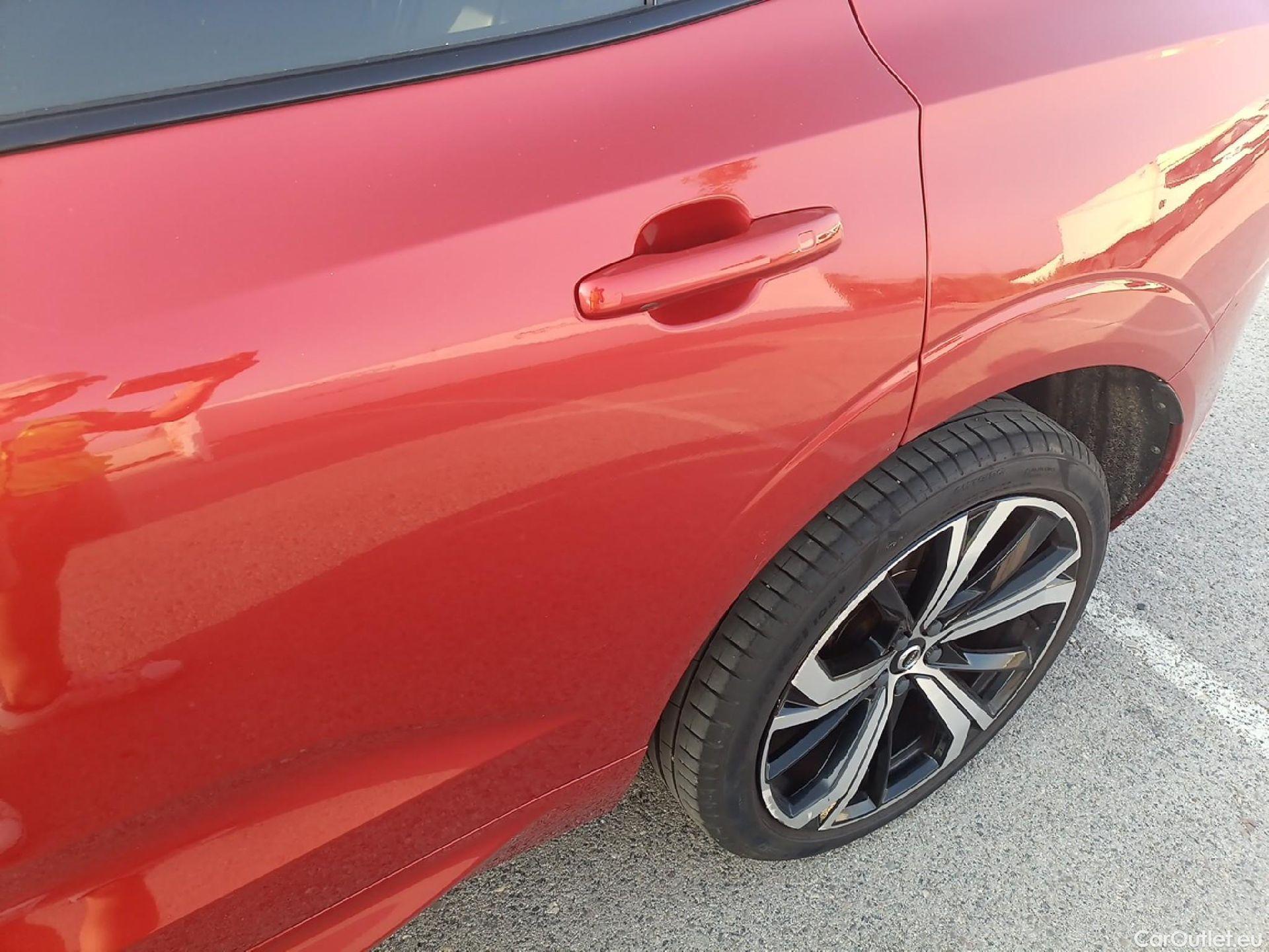  Volvo  XC60 VOLVO  / 2017 / 5P / todoterreno 2.0 B4 G Plus Dark Auto #24
