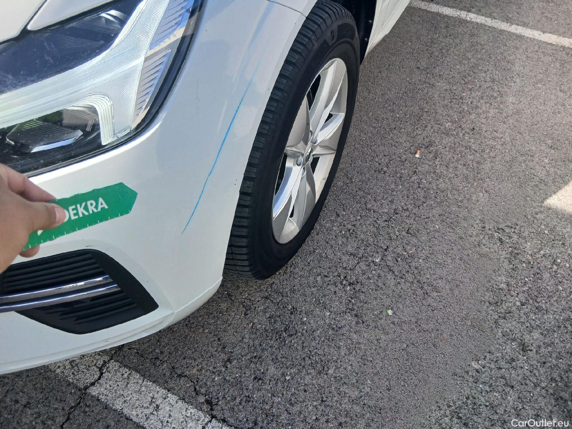  Volvo  XC60 VOLVO  / 2017 / 5P / todoterreno 2.0 B4 D Momentum Pro Auto #8