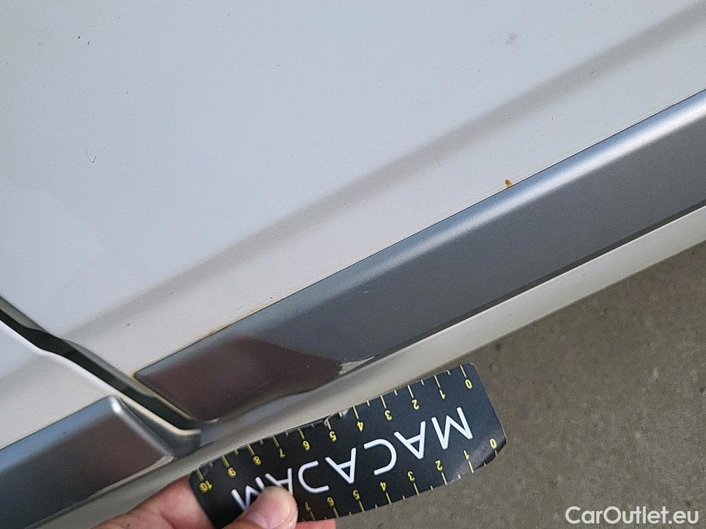  Hyundai   Ioniq HYUNDAI / 2019 / 5P / berlina con portón 1.6 GDI HEV Tecno DCT #31