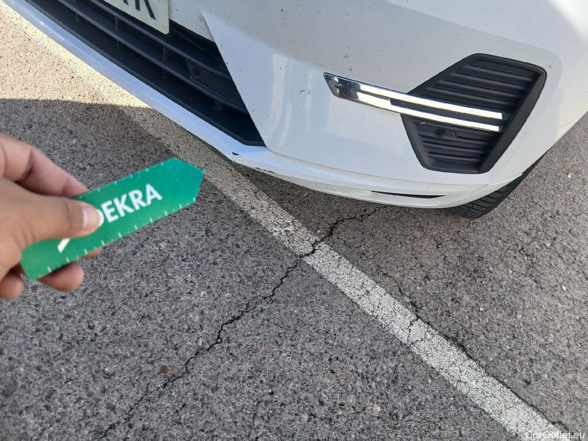  Volvo  XC60 VOLVO  / 2017 / 5P / todoterreno 2.0 B4 D Momentum Pro Auto #10