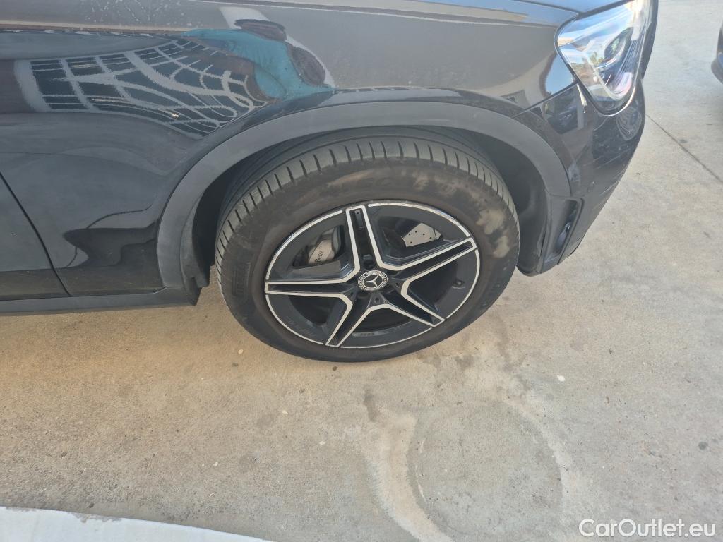  Mercedes  G-Klasee MERCEDES-BENZ GLC Coupé / 2019 / 5P / coupé GLC 300 de 4MATIC #5