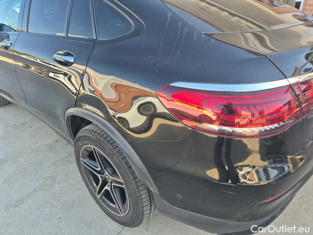  Mercedes  G-Klasee MERCEDES-BENZ GLC Coupé / 2019 / 5P / coupé GLC 300 de 4MATIC #3