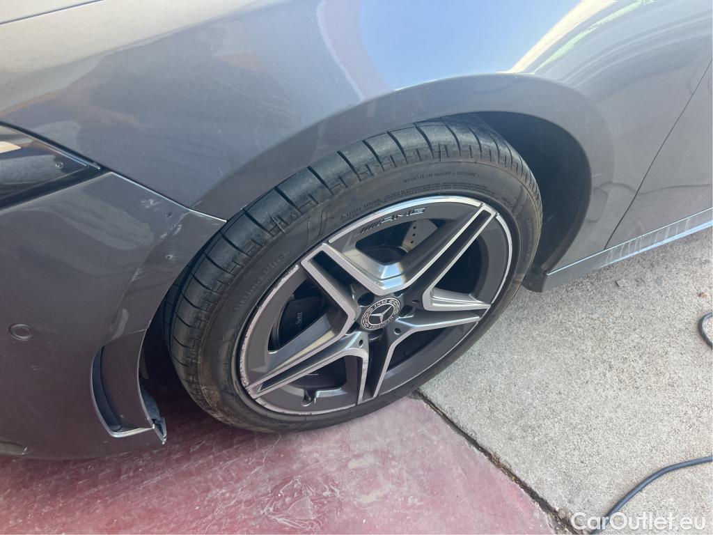  Mercedes  A-Klasse MERCEDES-BENZ Clase A / 2018 / 5P / berlina con portón A 250 e #5