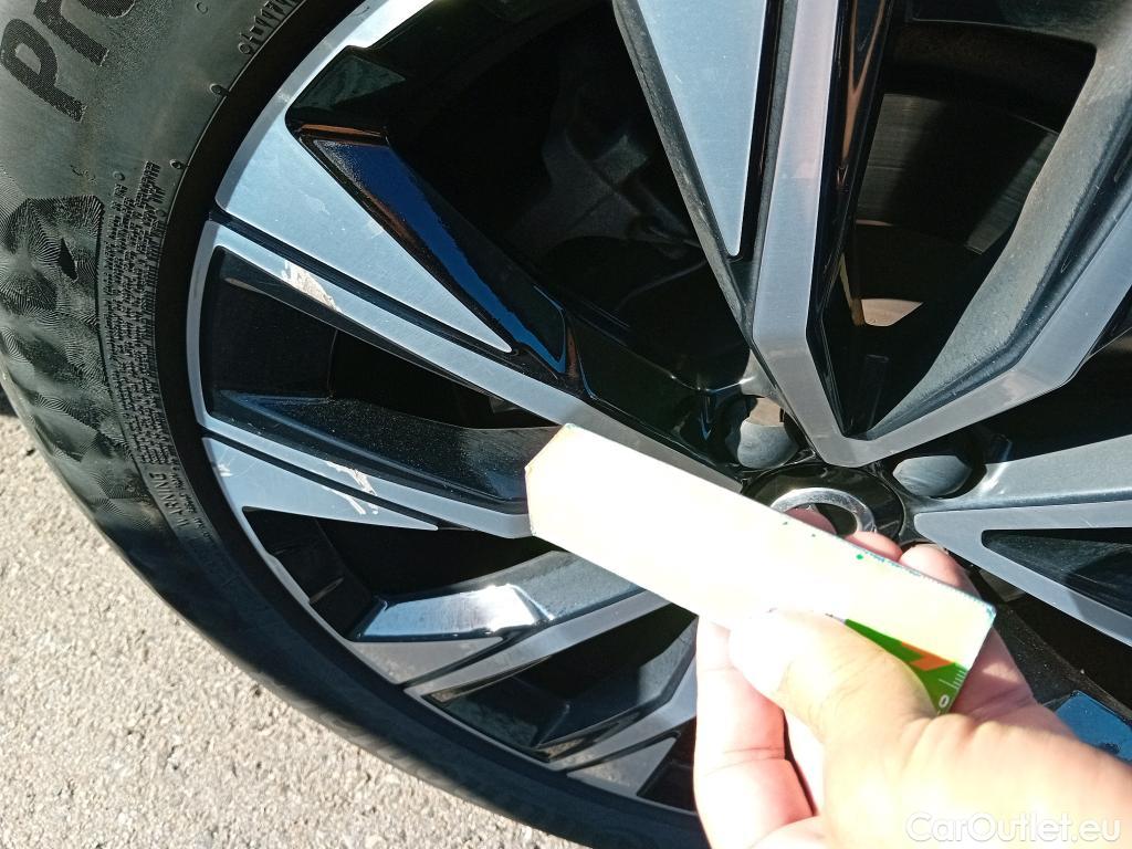 Volvo  XC60 VOLVO  / 2017 / 5P / todoterreno 2.0 B4 D Plus Bright Auto #12