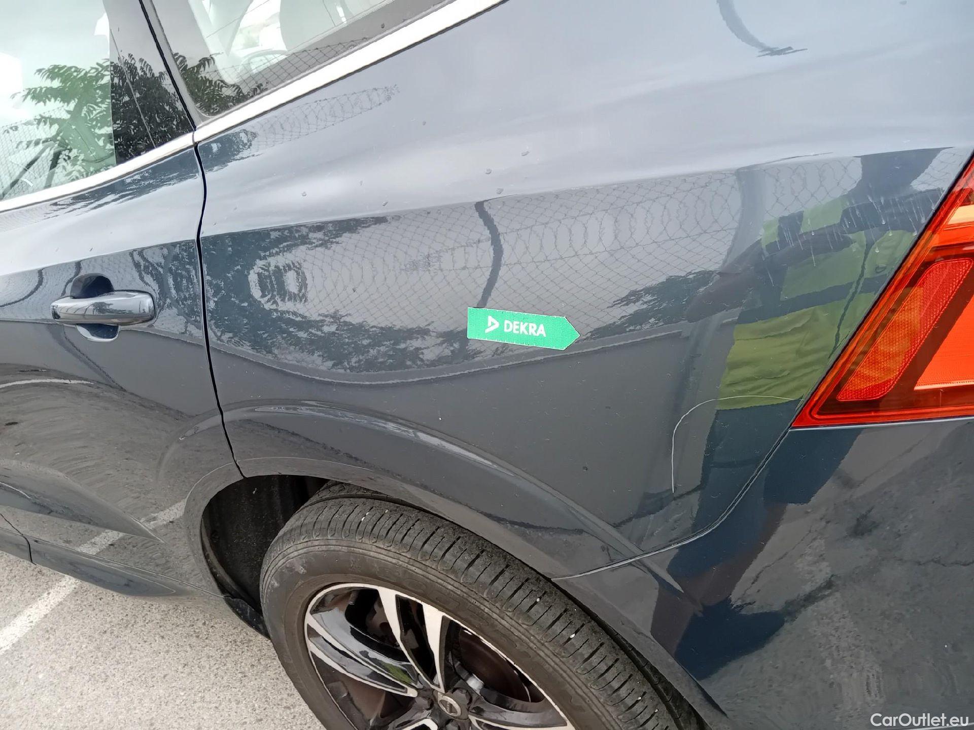  Volvo  XC60 VOLVO  / 2017 / 5P / todoterreno 2.0 T4 Business Plus Auto (CX) #10