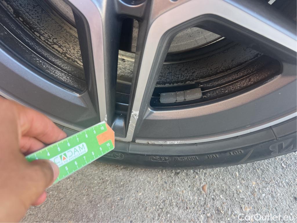  Mercedes  A-Klasse MERCEDES-BENZ Clase A / 2018 / 5P / berlina con portón A 250 e #4