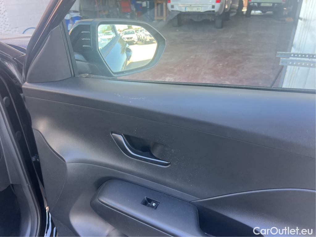  Hyundai  Konna HYUNDAI Kona / 2023 / 5P / todoterreno 1.6 GDI HEV Maxx DCT #19