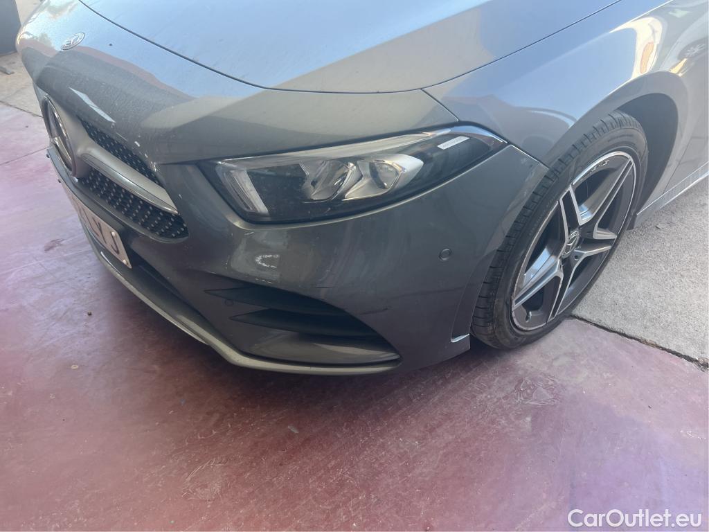  Mercedes  A-Klasse MERCEDES-BENZ Clase A / 2018 / 5P / berlina con portón A 250 e #19