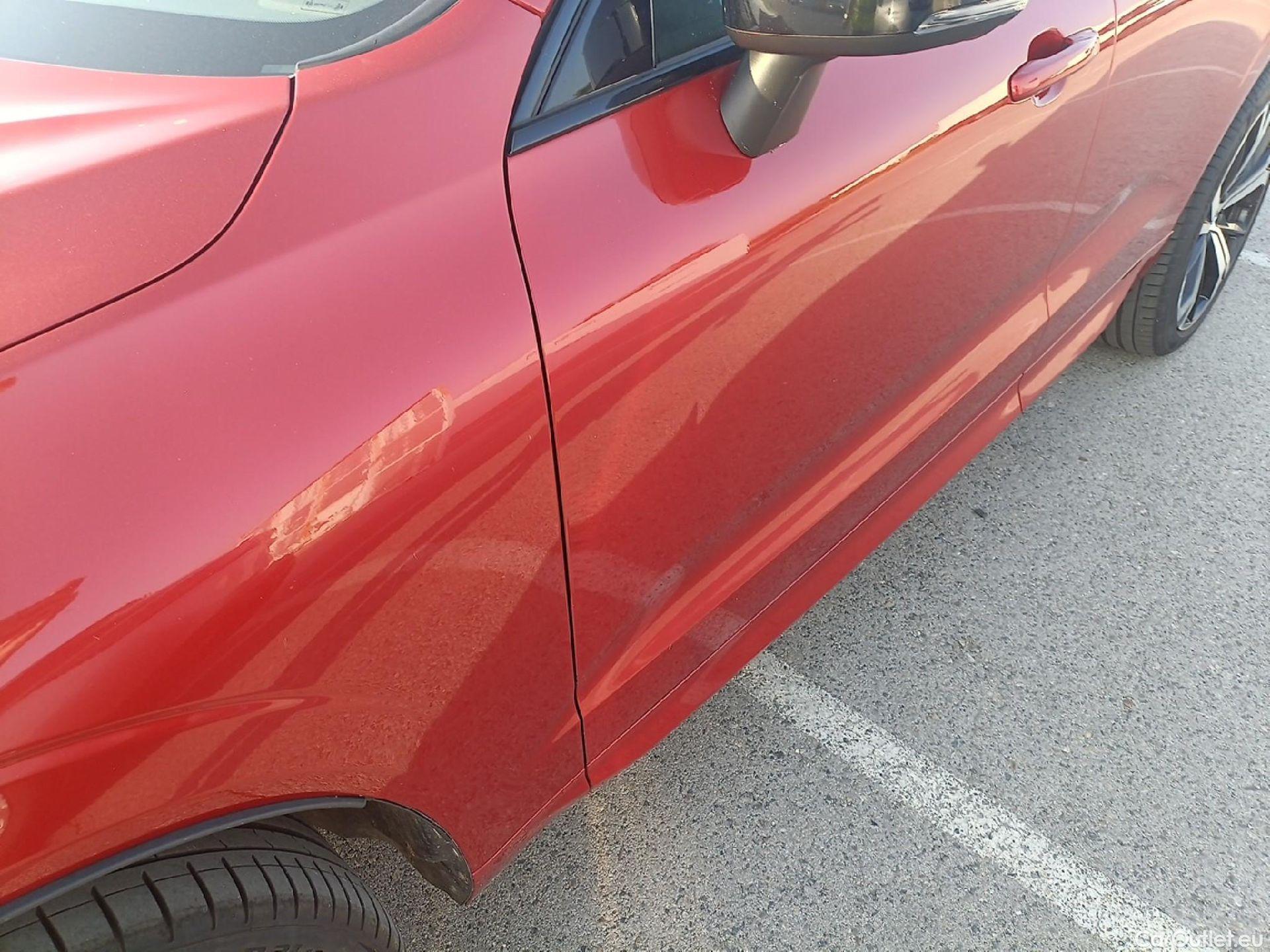  Volvo  XC60 VOLVO  / 2017 / 5P / todoterreno 2.0 B4 G Plus Dark Auto #22