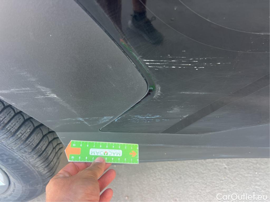  Hyundai  Konna HYUNDAI Kona / 2023 / 5P / todoterreno 1.6 GDI HEV Maxx DCT #26